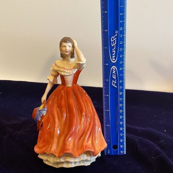 Rare Royal Adderley Bone China Figurine “March Winds” - Picture 9 of 9